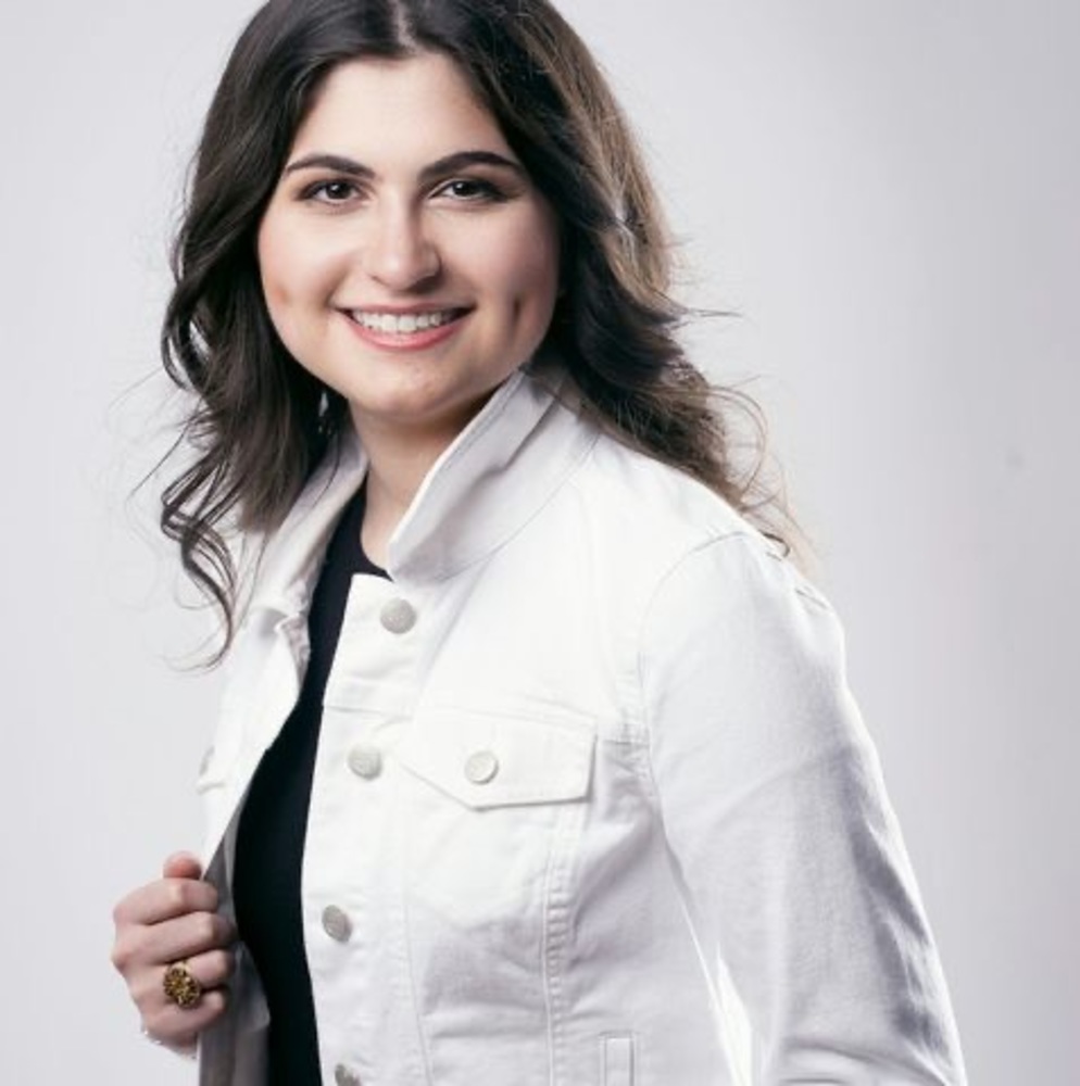 Meet your Posher, Nikki